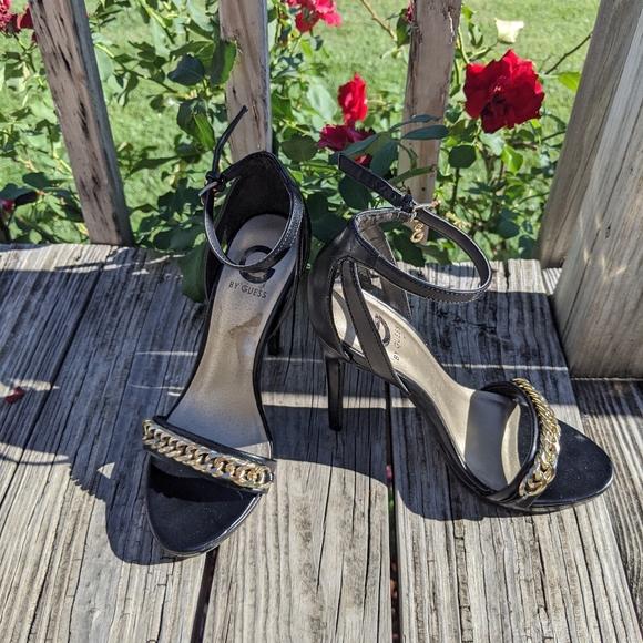 ✨GUESS Y2K Luxury Chain and Ankle Charm Heels✨ - Picture 8 of 8